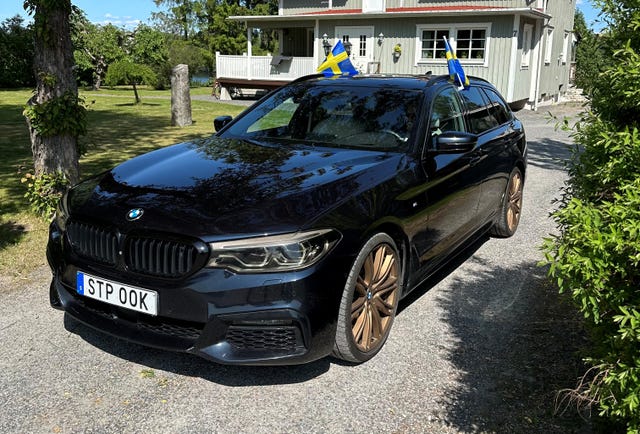 BMW 540i 2019