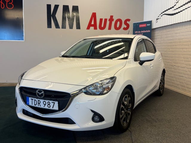 Mazda 2 2016
