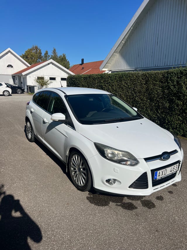 Ford Focus 2011 – bild 3