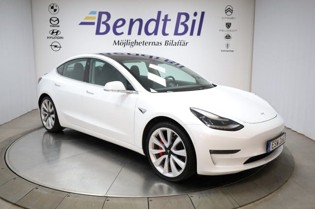 Tesla Model 3 2019
