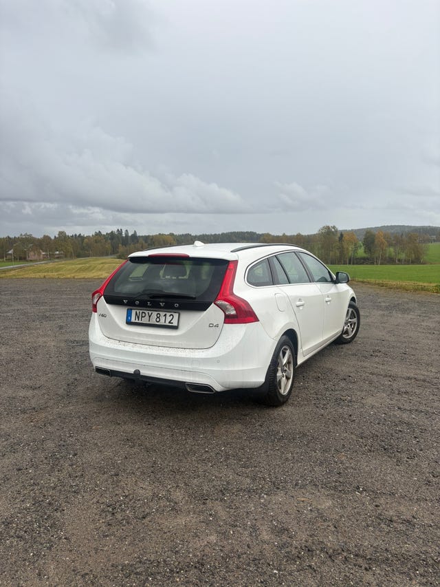 Volvo V60 2015 – bild 4