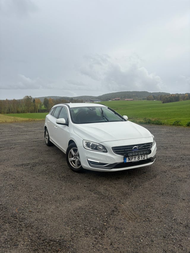 Volvo V60 2015