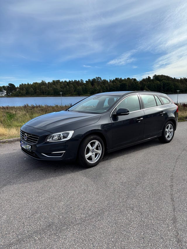 Volvo V60 2017