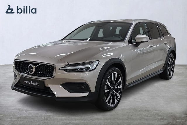 Volvo V60 Cross Country 2024