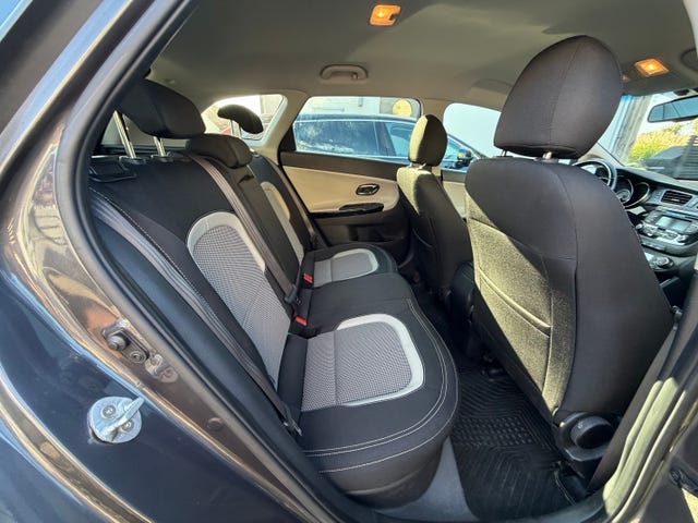 Kia Ceed 2013 – bild 4