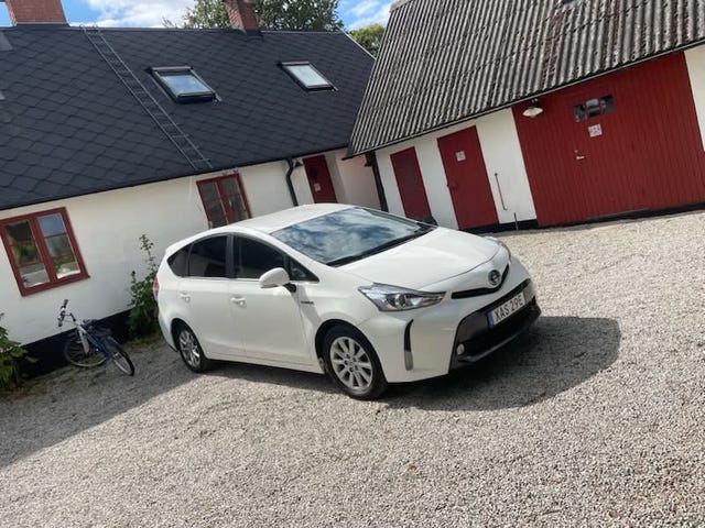Toyota Prius+ 2019