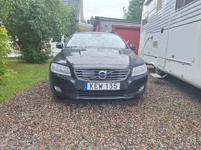 Volvo V70 2016