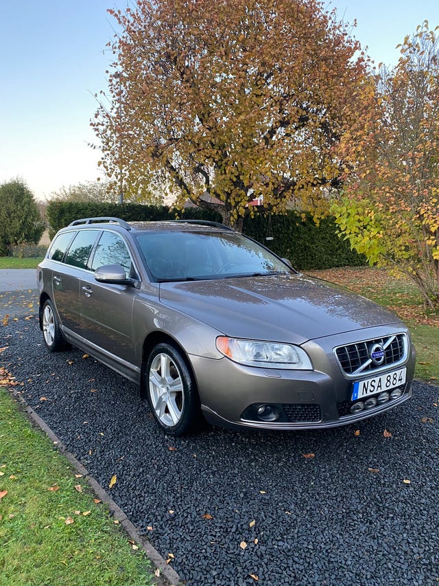 Volvo V70 2010