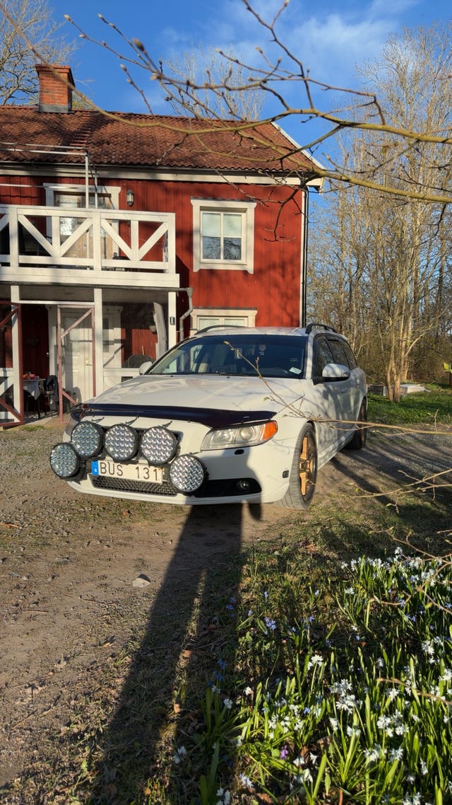 Volvo V70 2010 – bild 4