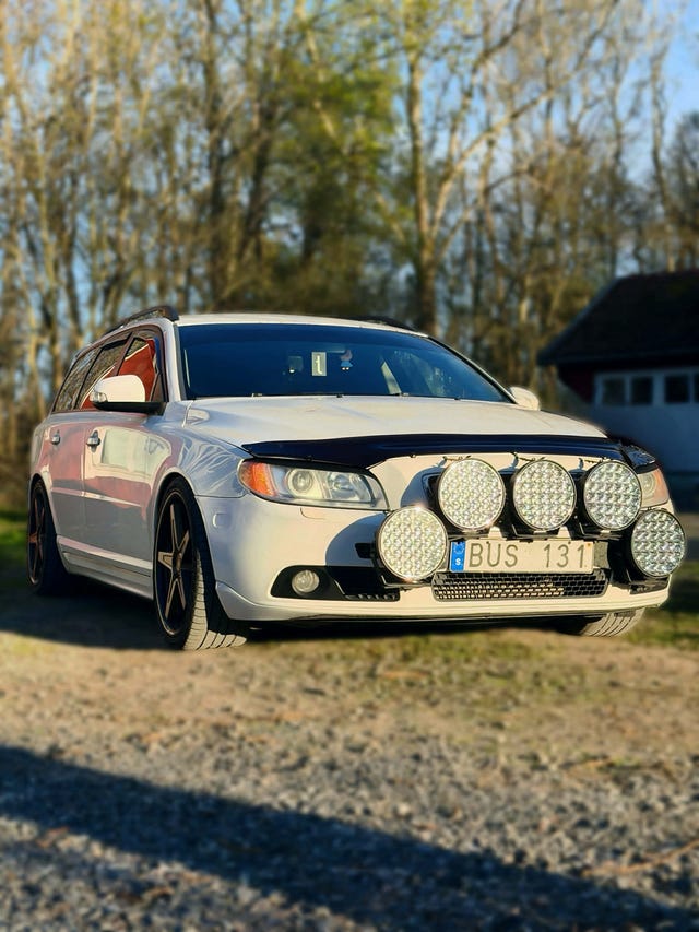 Volvo V70 2010