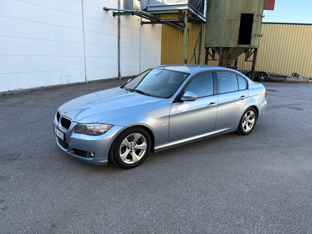 BMW 320d 2011