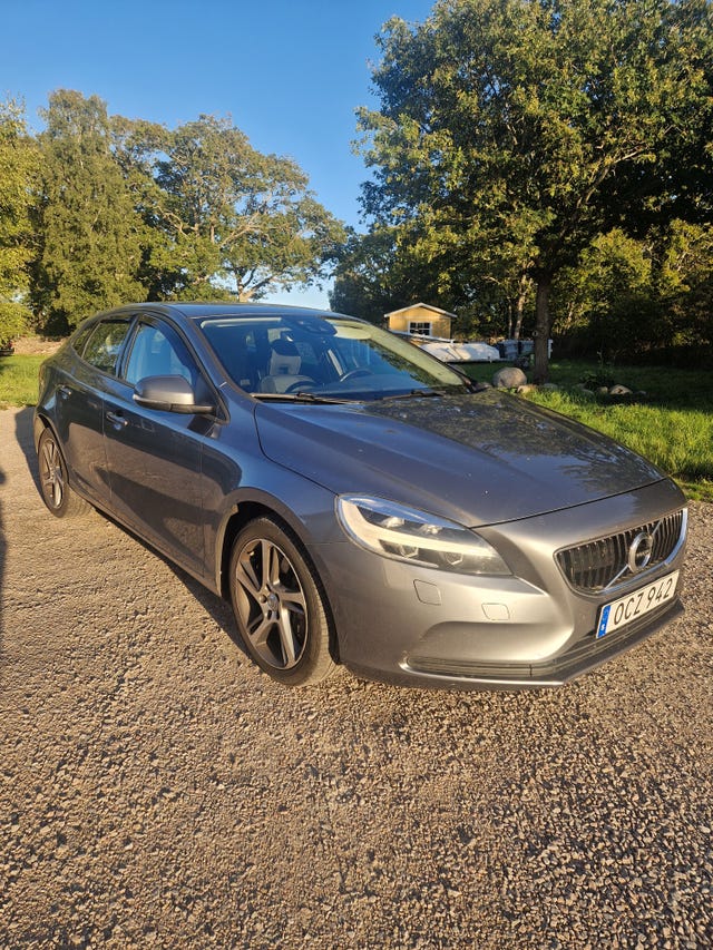 Volvo V40 2017