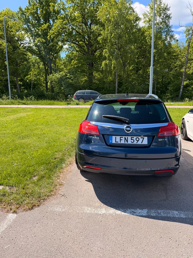 Opel Insignia 2011