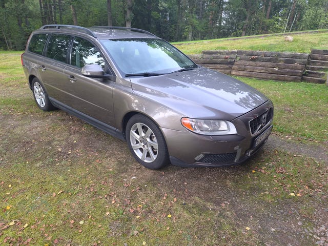 Volvo V70 2010 – bild 2