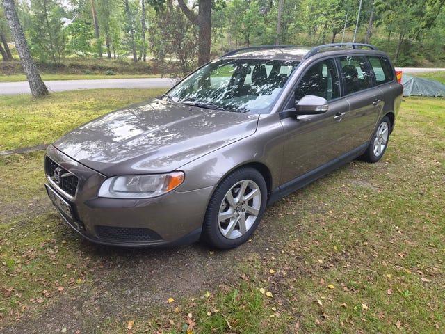 Volvo V70 2010