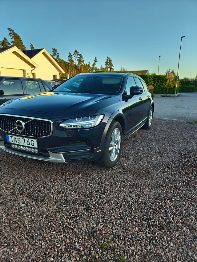 Volvo V90 Cross Country 2019