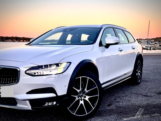 Volvo V90 Cross Country 2017