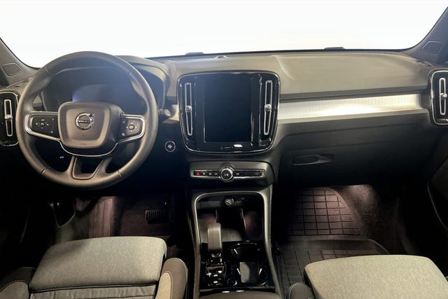Volvo XC40 2025 – bild 4