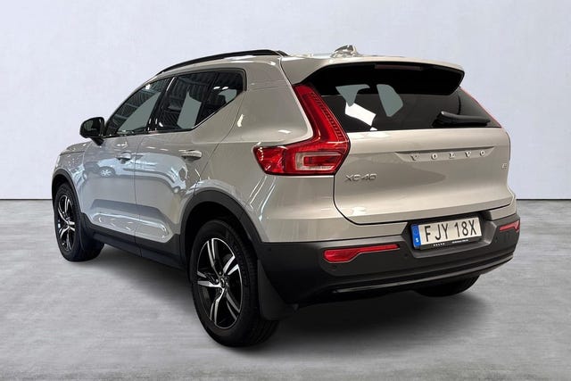 Volvo XC40 2025 – bild 4