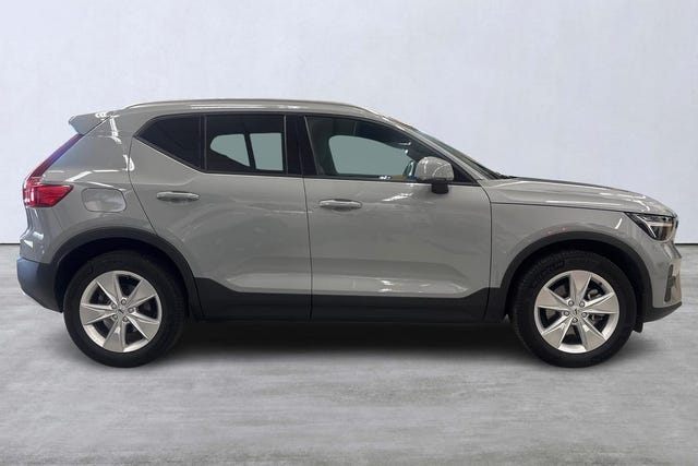 Volvo XC40 2025 – bild 3