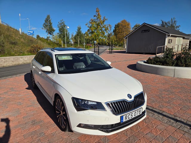 Skoda Superb 2016