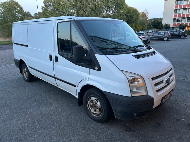 Ford Transit 2012