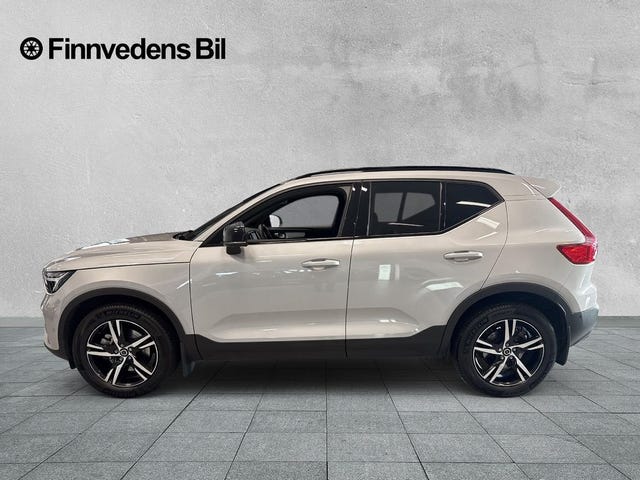 Volvo XC40 2025 – bild 4