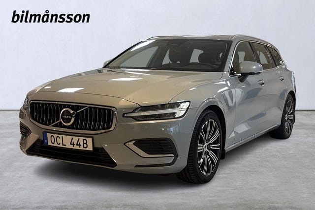 Volvo V60 2025