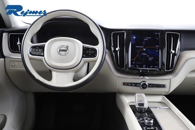 Volvo XC60 2021 – bild 4