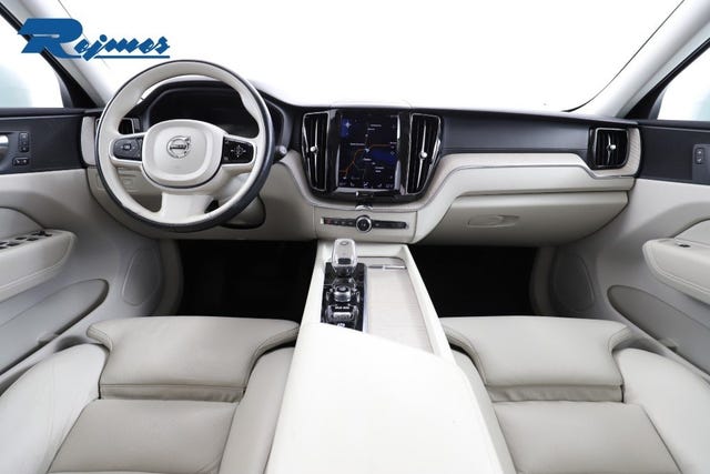Volvo XC60 2021 – bild 2