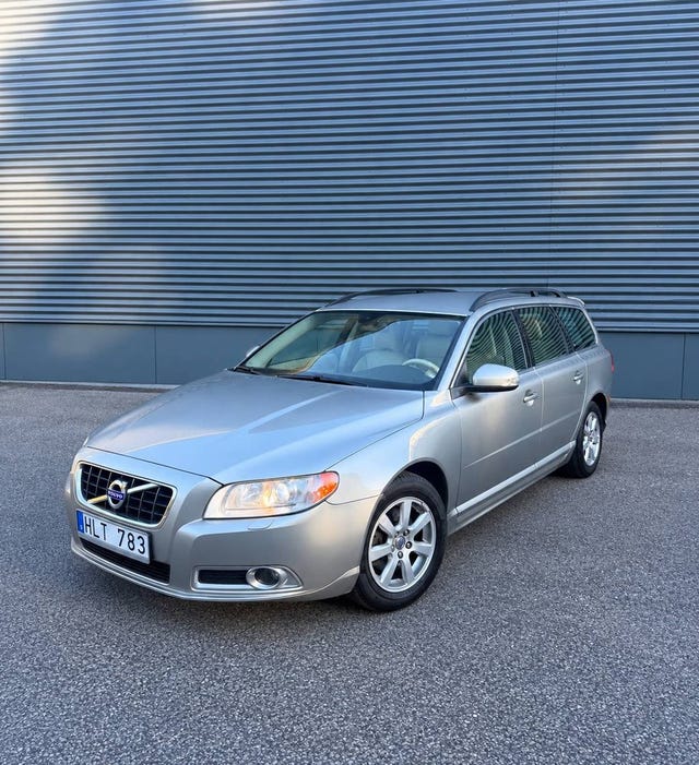 Volvo V70 2011