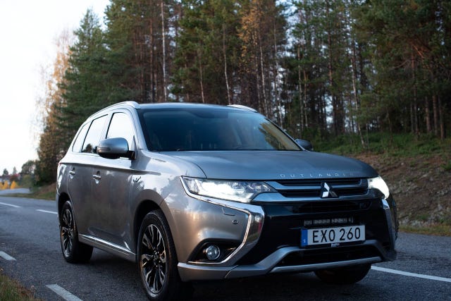 Mitsubishi Outlander 2016