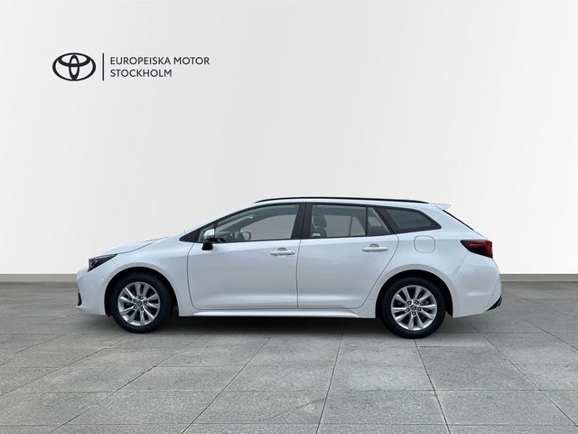 Toyota Corolla 2024 – bild 3