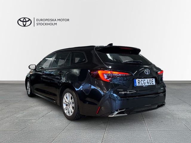 Toyota Corolla 2024 – bild 3