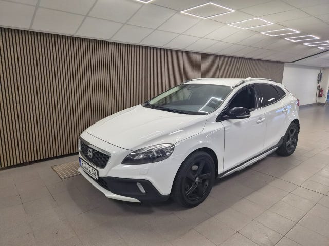 Volvo V40 Cross Country 2014
