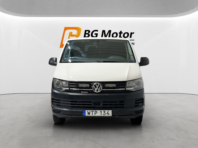 Volkswagen Transporter 2018 – bild 2