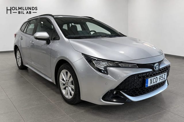 Toyota Corolla 2024 – bild 2