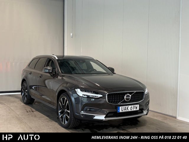 Volvo V90 Cross Country 2021