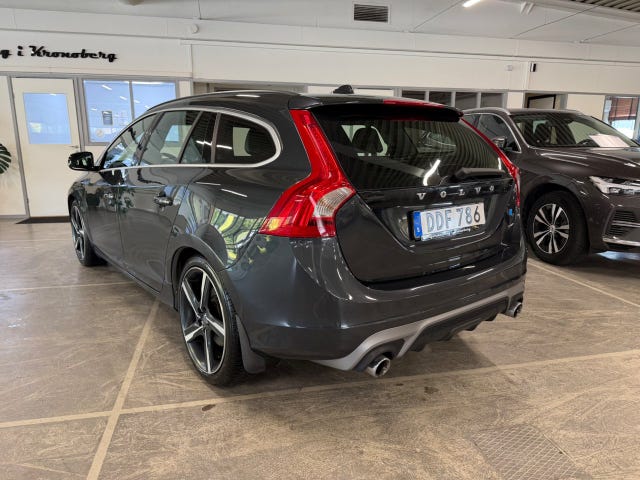 Volvo V60 2015 – bild 4