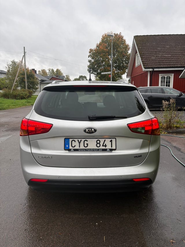 Kia Ceed 2013 – bild 4