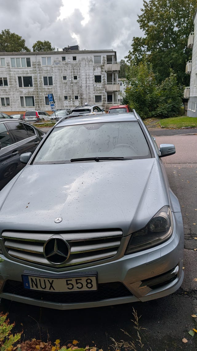 Mercedes-Benz C200 2013 – bild 2