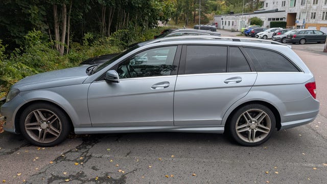 Mercedes-Benz C200 2013