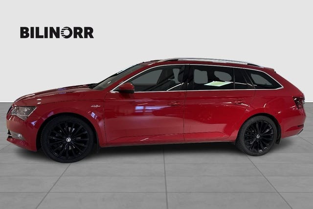 Skoda Superb 2018 – bild 3