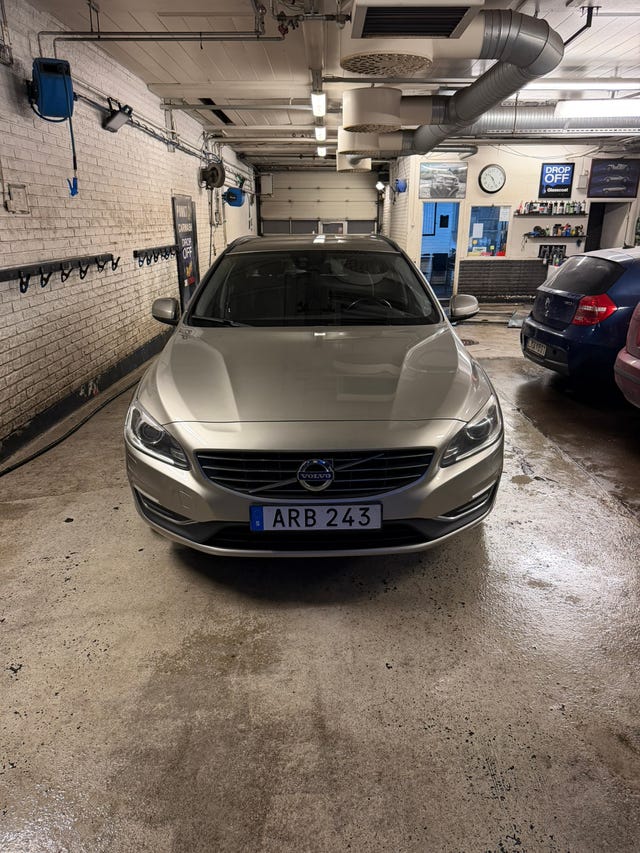 Volvo V60 2014
