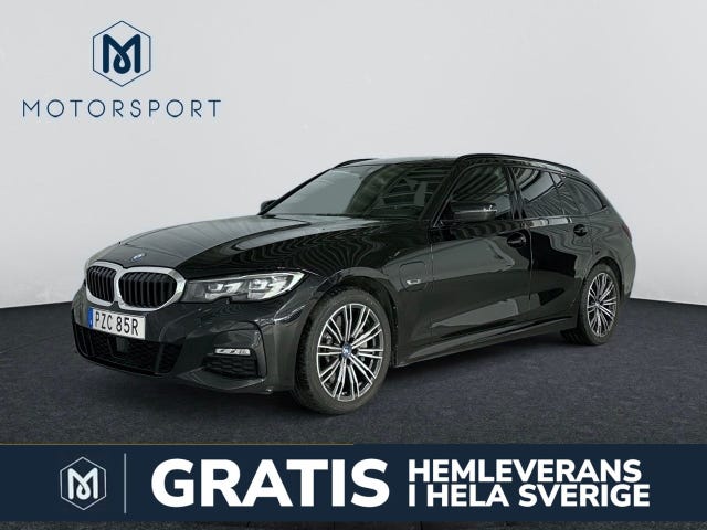 BMW 330e 2022
