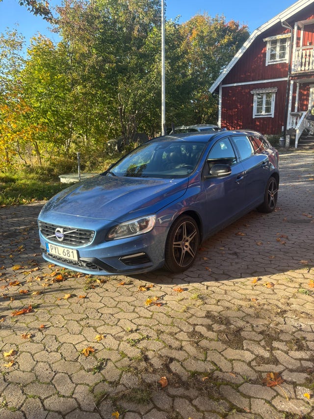 Volvo V60 2016
