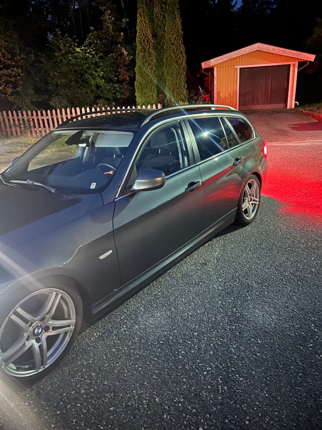 BMW 320d 2010