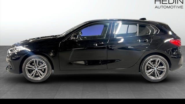 BMW 118i 2023