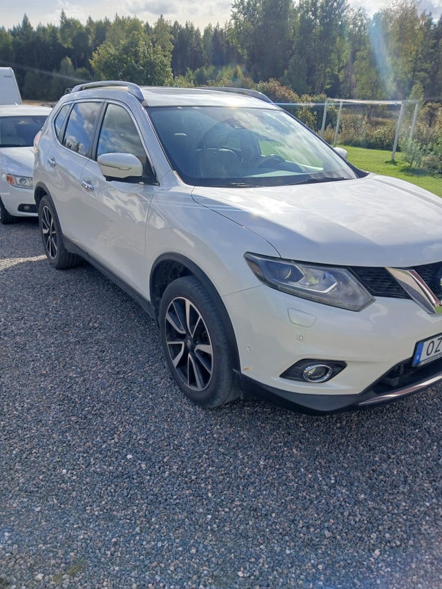 Nissan X-Trail 2016