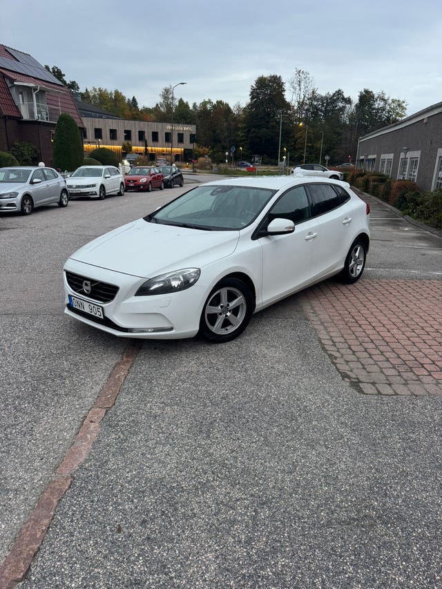 Volvo V40 2013